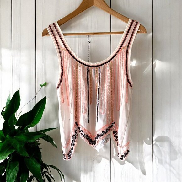 English Rose Sequin Sleeveless Blouse Asymmetrical Hemline White Pink Black Sz S - Picture 3 of 6